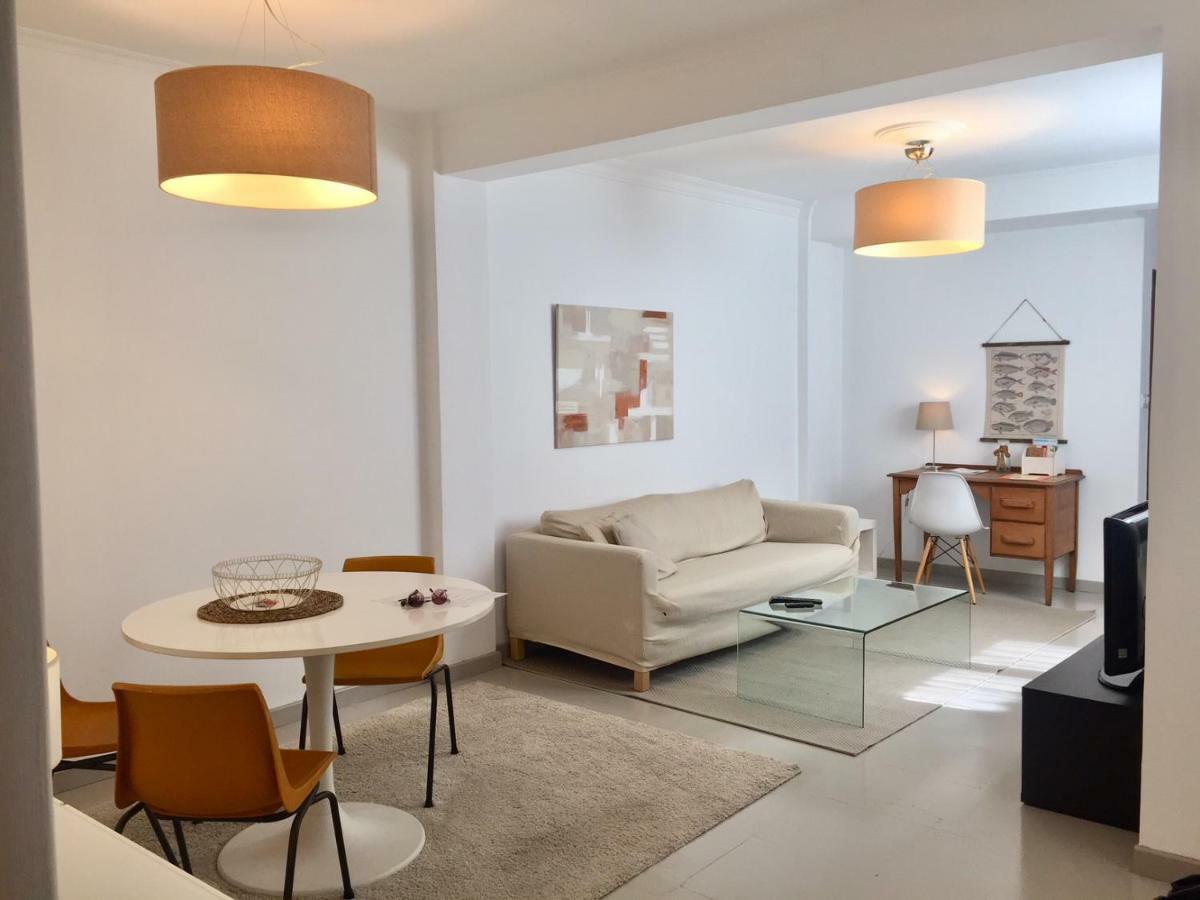 Appartement Apartamento Turistico En Pleno Centro De Ferrol Extérieur photo
